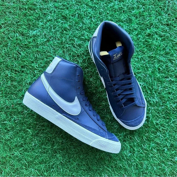 Nike Blazer Mid ‘77 Obsidian / Phantom Sail - Picture 6 of 8